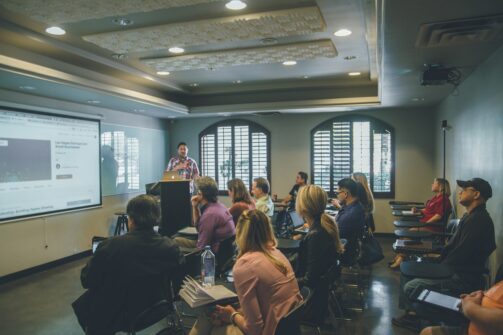 15 Melhores cursos gratuitos de marketing de afiliados em 2025